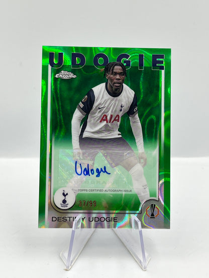 Topps Chrome UCC 24/25 Destiny Udogie Tottenham Green Lava Auto 97/99 #CA-DU