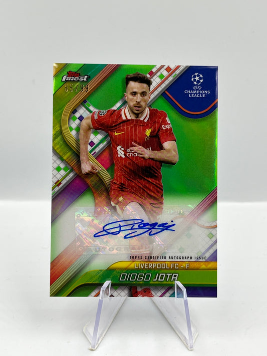Topps Finest UCC 24/25 Diogo Jota Liverpool Green Autograph 85/99 #BA-DJ