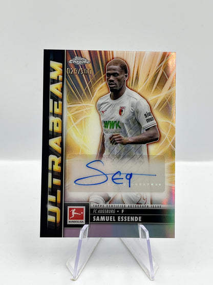 Topps Chrome BuLi 24/25 Samuel Essende Augsburg Ultrabeam Auto 029/300 #UBA-SE