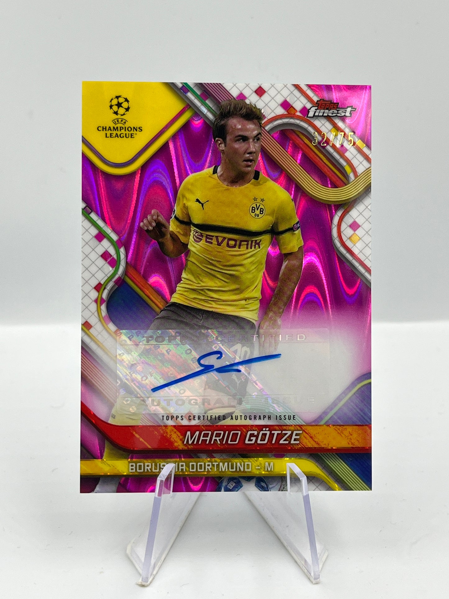 Topps Finest UCC 24/25 Mario Götze BVB Dortmund Magenta Lava Auto 32/75 #BA-TZ