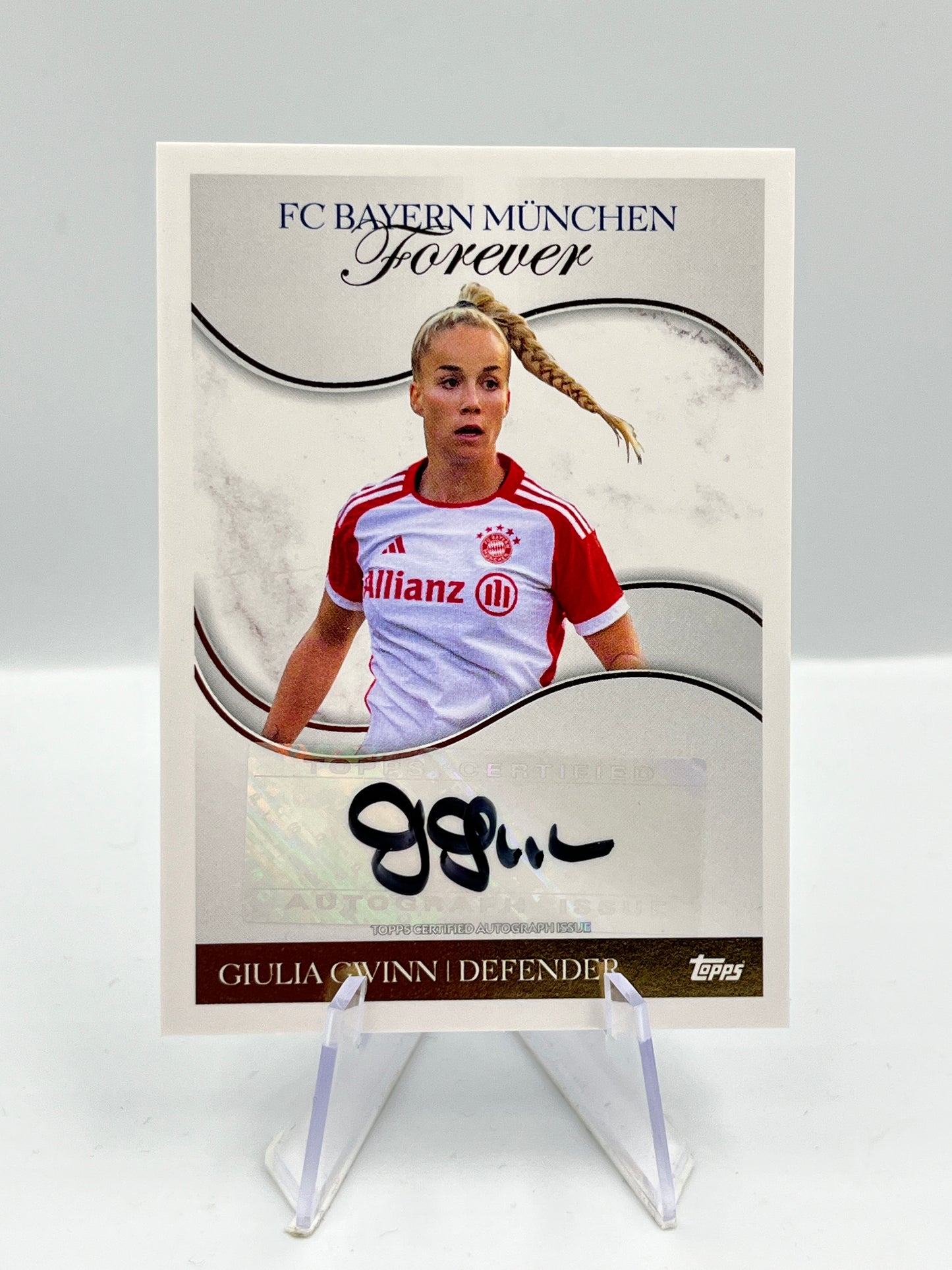 Topps Bayern München Forever 23/24 Giulia Gwinn Autograph #WA-GG