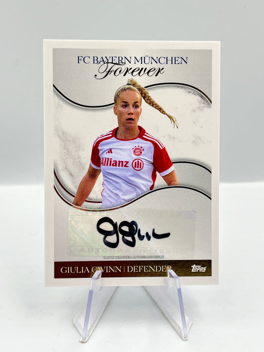 Topps Bayern München Forever 23/24 Giulia Gwinn Autograph #WA-GG