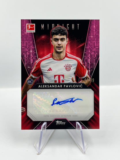 Topps Midnight BuLi 23/24 Aleksandar Pavlovic Bayern Auto RC 67/99 #GG-AP