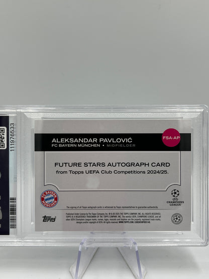 Topps UCC 24/25 Aleksandar Pavlovic Bayern Auto PSA9AUTO10 #FSA-AP