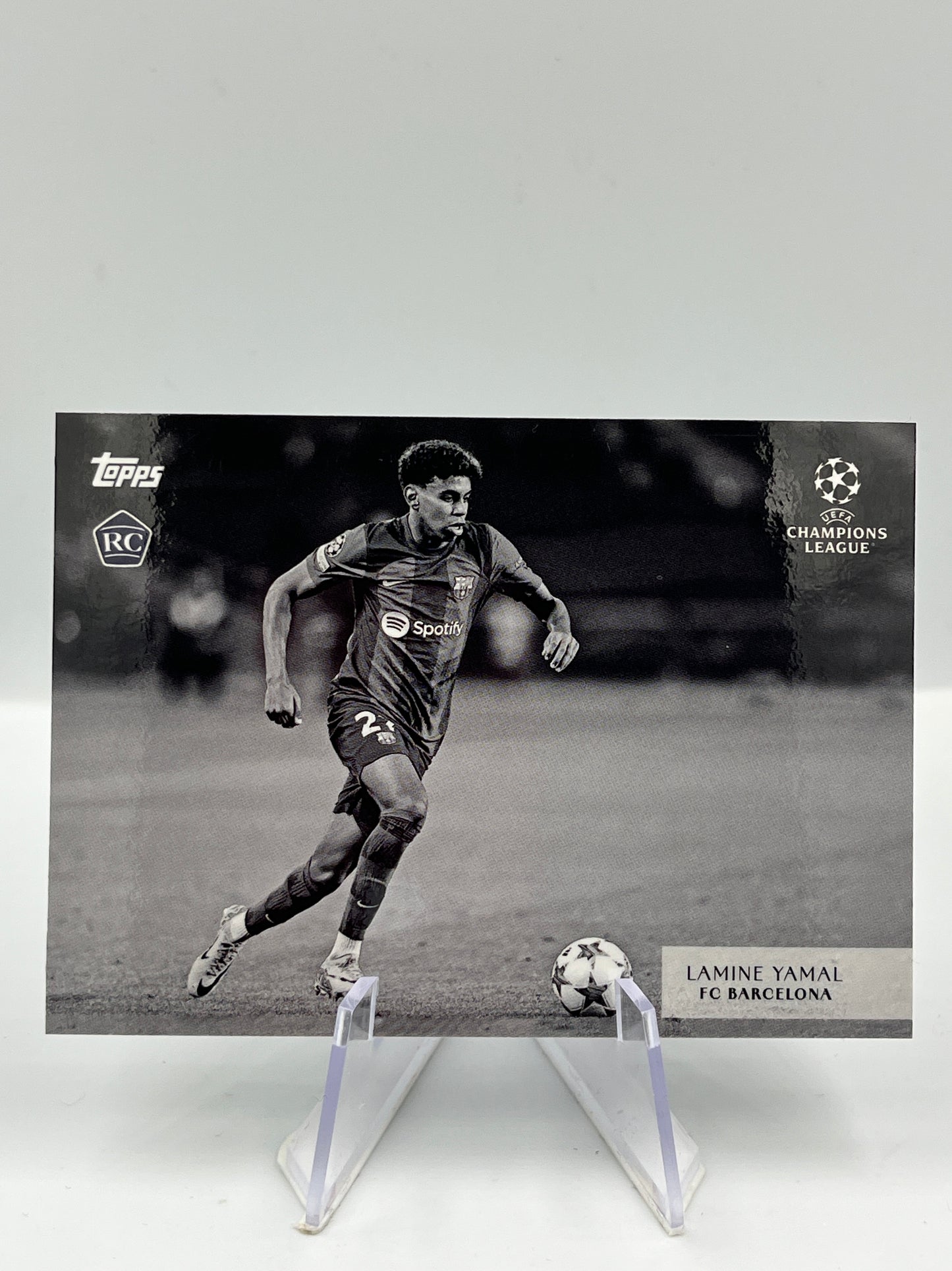 Topps Simplicidad 23/24 Lamine Yamal Barcelona Spanish Stars RC