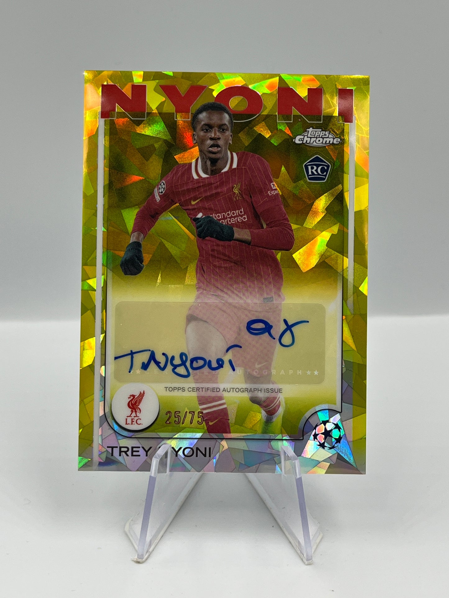 Topps Chrome UCC 24/25 Trey Nyoni Liverpool Sapphire Autograph RC 25/75 #CA-TN